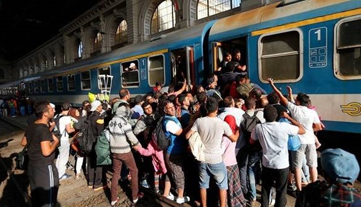 المجر: نقل المهاجرين إلى النمسا يبرز فشل الاتحاد الأوروبي