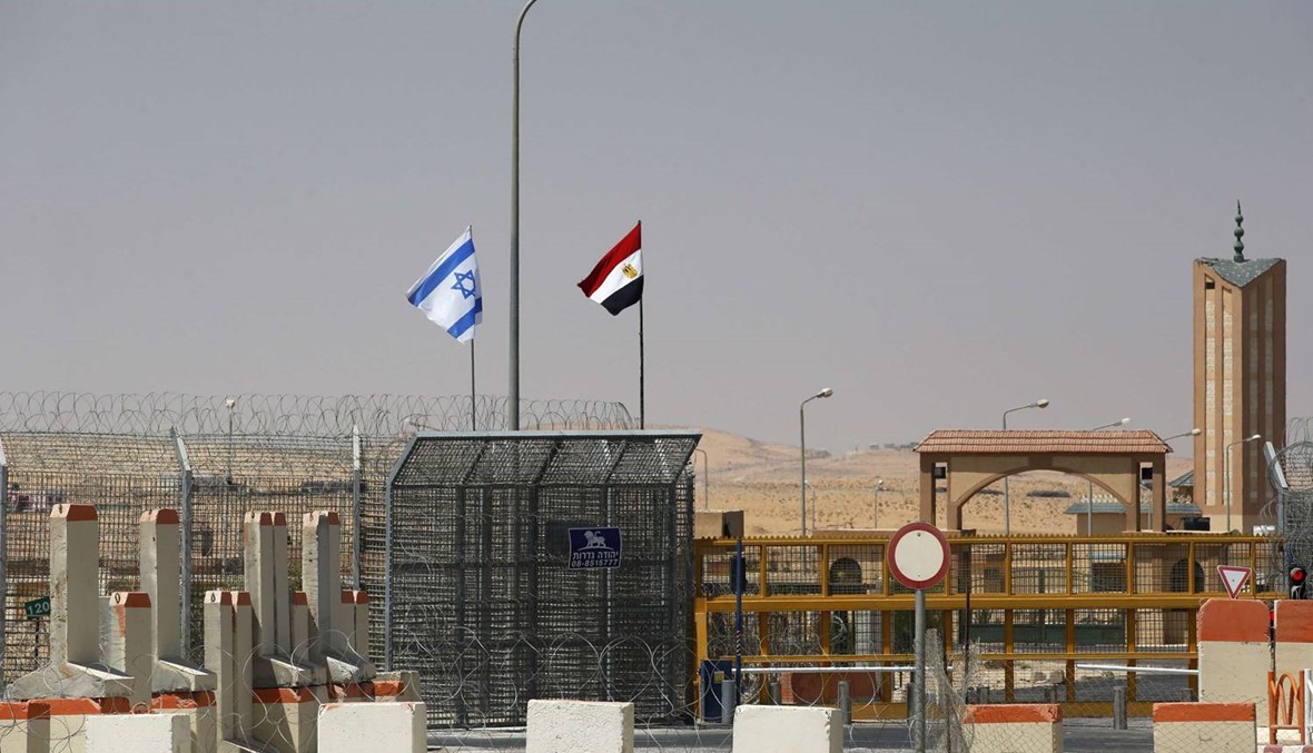 اسرائيل تعيد فتح سفارتها في القاهرة بعد اربع سنوات على اقتحامها