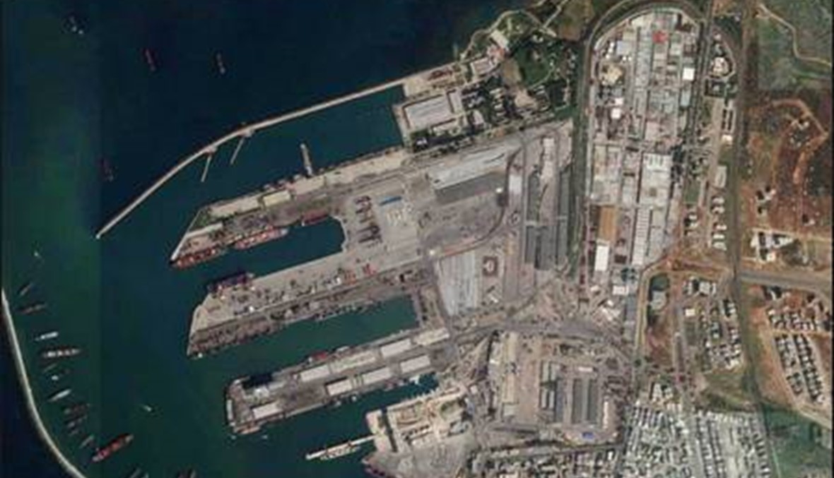 روسيا تطوّر في ما تبدو قاعدتين عسكريتَيْن في سوريا