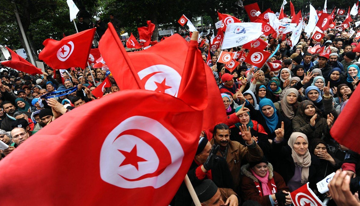 الفساد "الصغير" يتفاقم في في تونس و"يخنق" النمو الاقتصادي