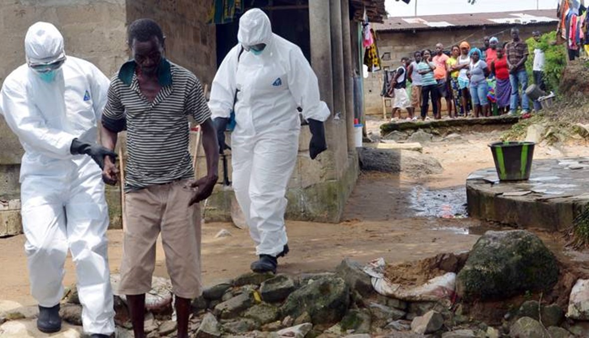 معاناة الناجين من "ايبولا" تثير مخاوف... فهل يوسّع الفيروس انتشاره؟