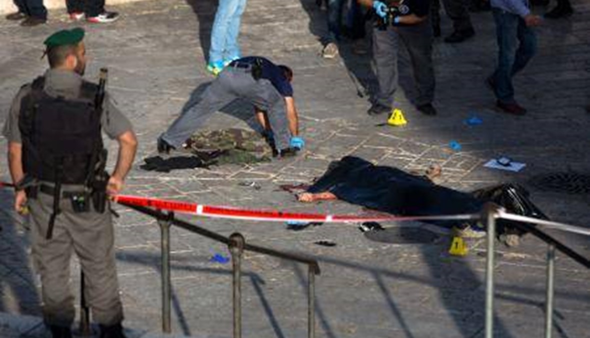 الشرطة الاسرائيلية تحبط عملية طعن في القدس وتطلق النار على منفذها
