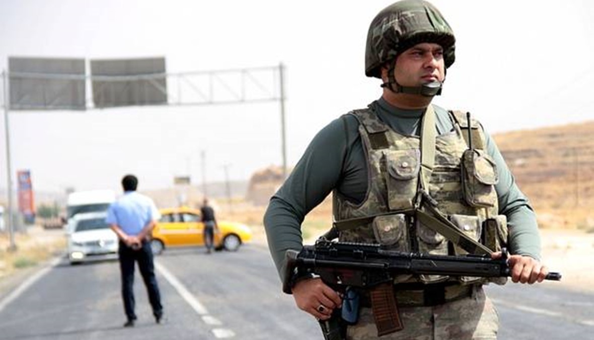 مسلحون أكراد يقتلون ضابطاً تركياً