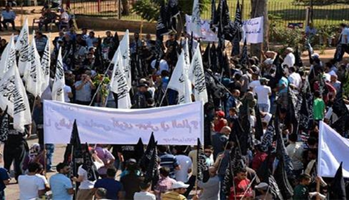 تظاهرة في تونس احتجاجا على عزل امام جامع مثير للجدل