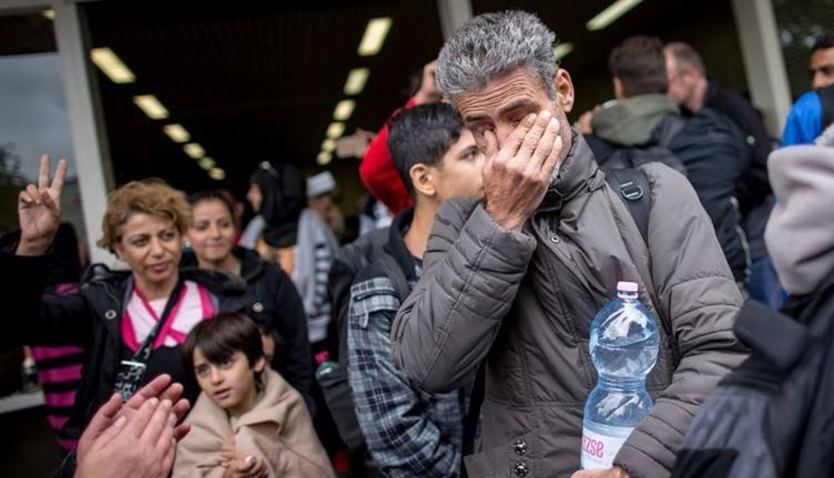 الازدحام الخانق يؤخر اللاجئين على أبواب ألمانيا