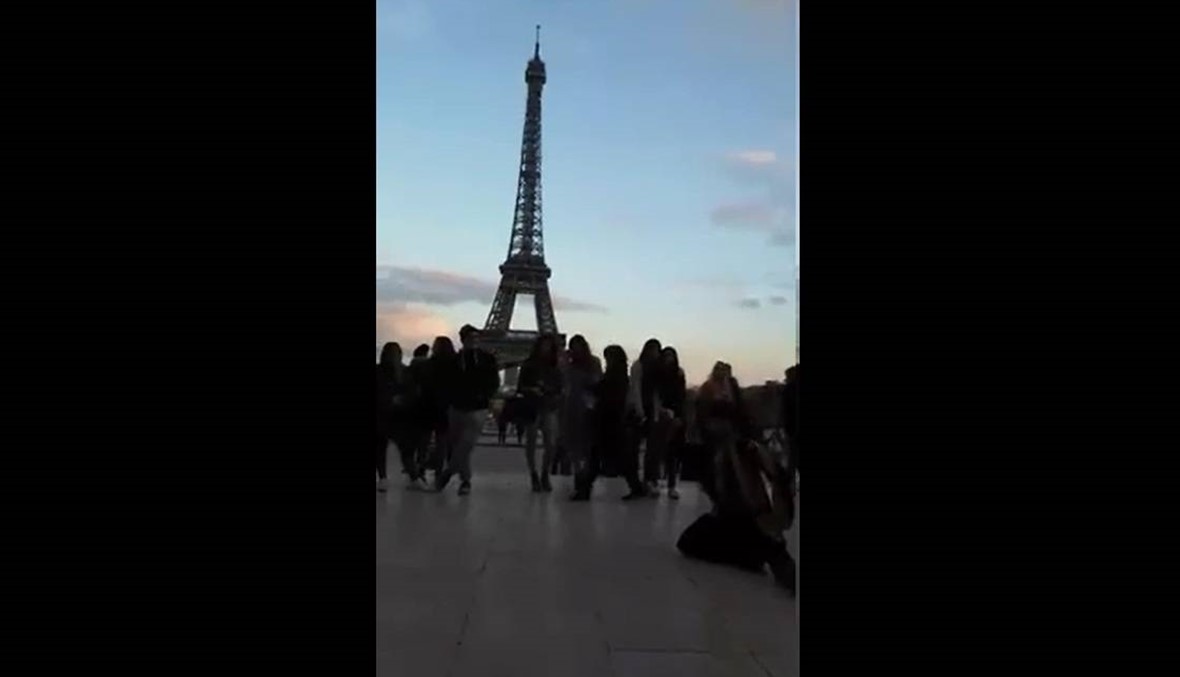 بالفيديو - "دبكة بعلبكية" أمام برج ايفل