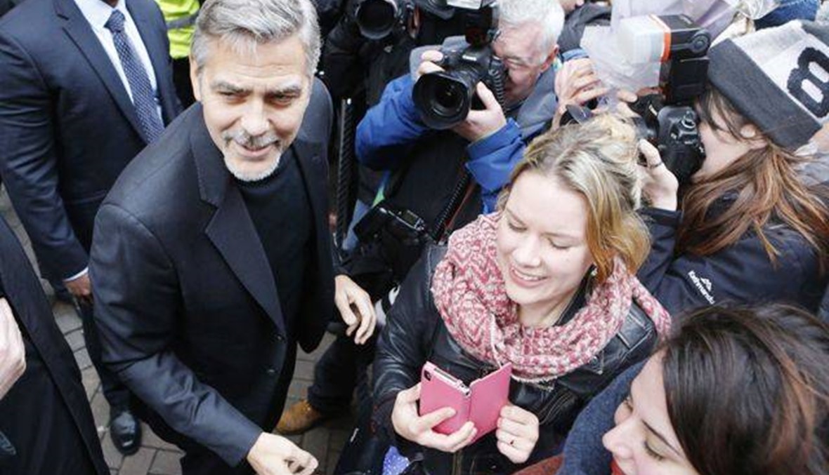 George Clooney draws crowds as he visits Scottish cafe
