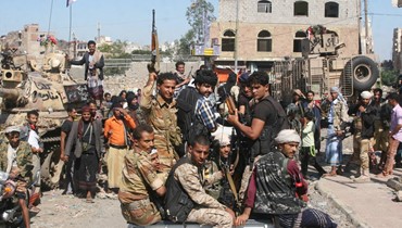 قوات المقاومة والتحالف في اليمن بدأت زحفاً برّياً لـ"تحرير تعز"