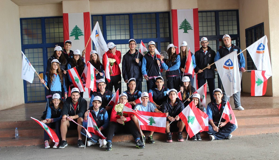 مدارس لبنان تحتفل بعيد الاستقلال