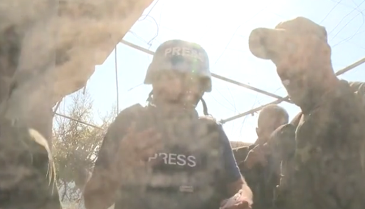 بالفيديو- اصابة ثلاثة صحافيين روس بصاروخ مضاد للدبابات في سوريا