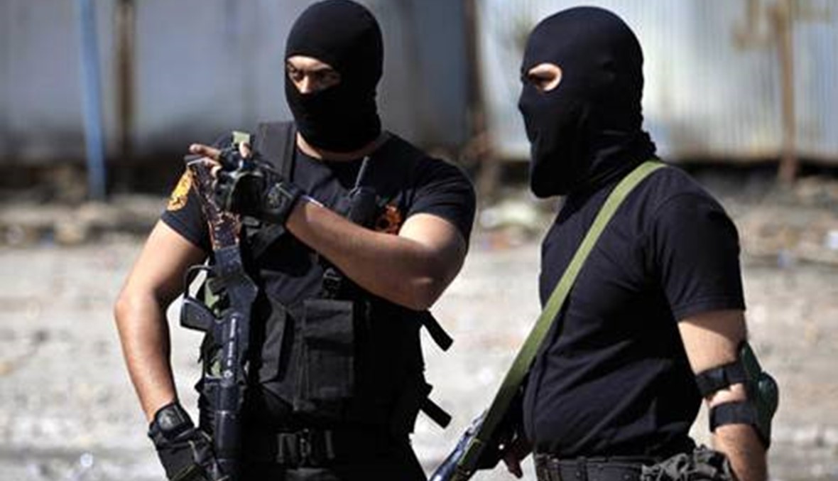 مسلحان يقتلان اربعة رجال شرطة في جنوب القاهرة