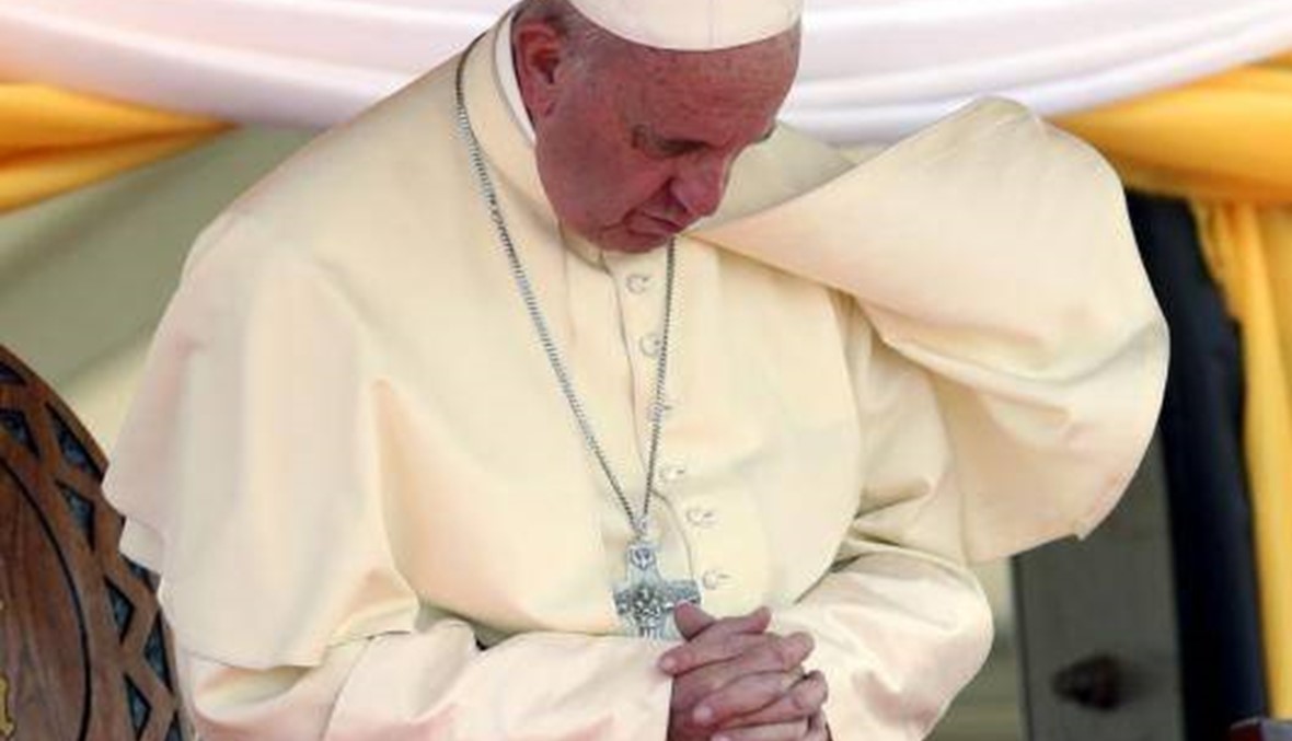 البابا يبدأ في افريقيا الوسطى الشق الاكثر خطورة في جولته