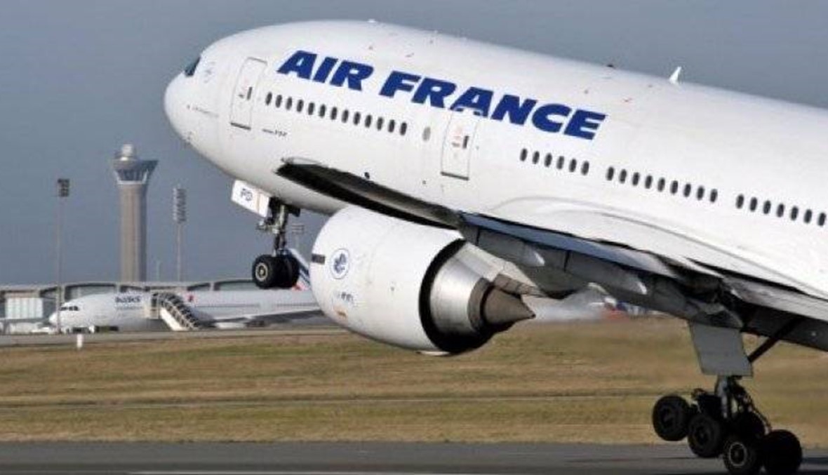 طائرة "اير فرانس" توجّهت الى باريس بعد تحويلها الى مونتريال اثر انذار كاذب