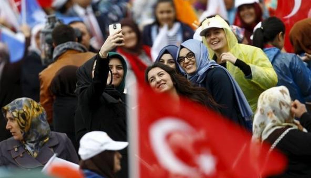 تركيا قد تجري استفتاءين في شأن الدستور والنظام الرئاسي