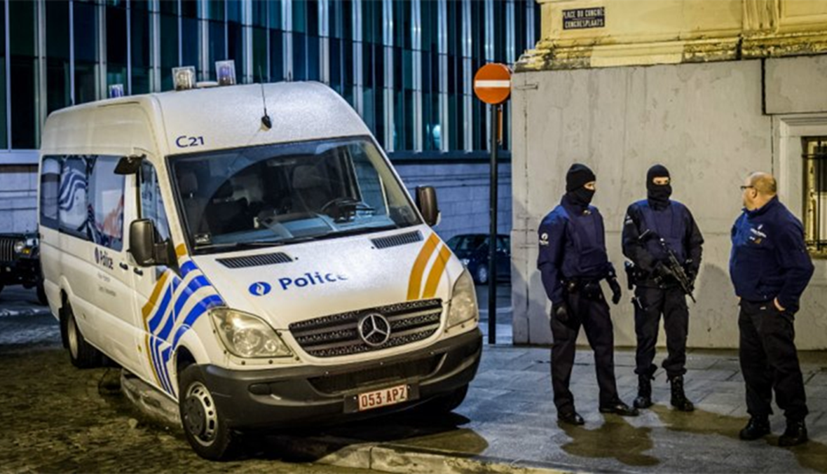بلجيكا تعتقل خمسة مشتبه فيهم منذ الأحد على صلة باعتداءات باريس