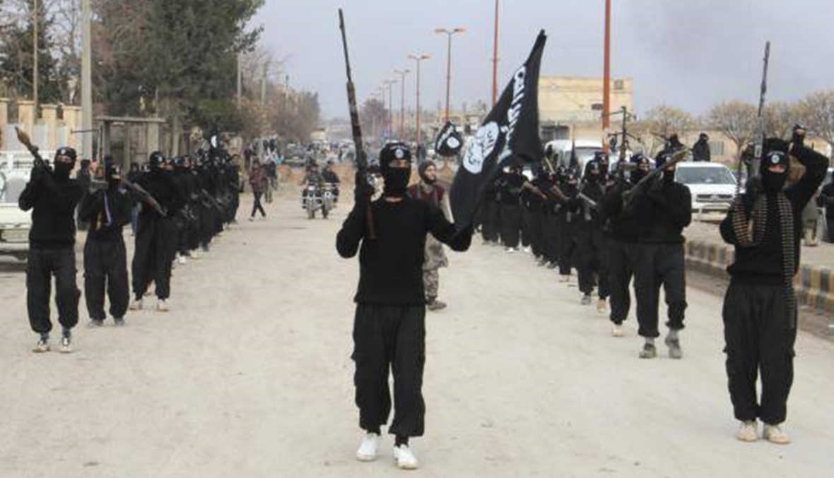 "داعش" ينتقل من موقع الهجوم الى الدفاع في سوريا والعراق
