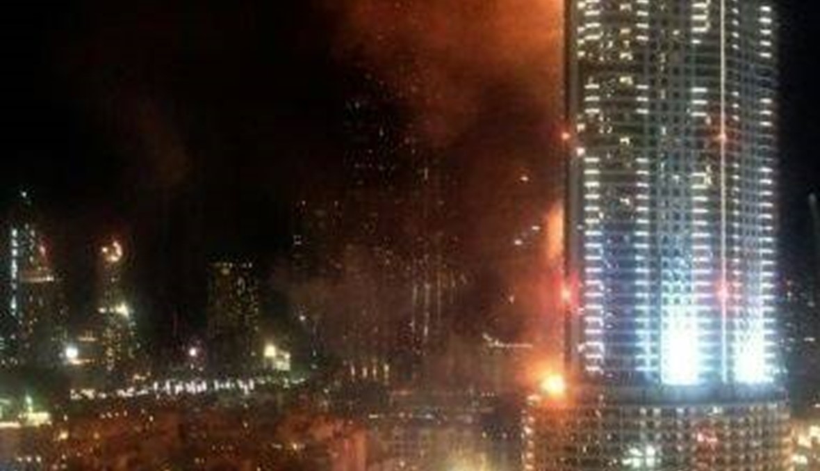 دبي تحقّق في أسباب حريق الفندق قبيل الاحتفال برأس السنة