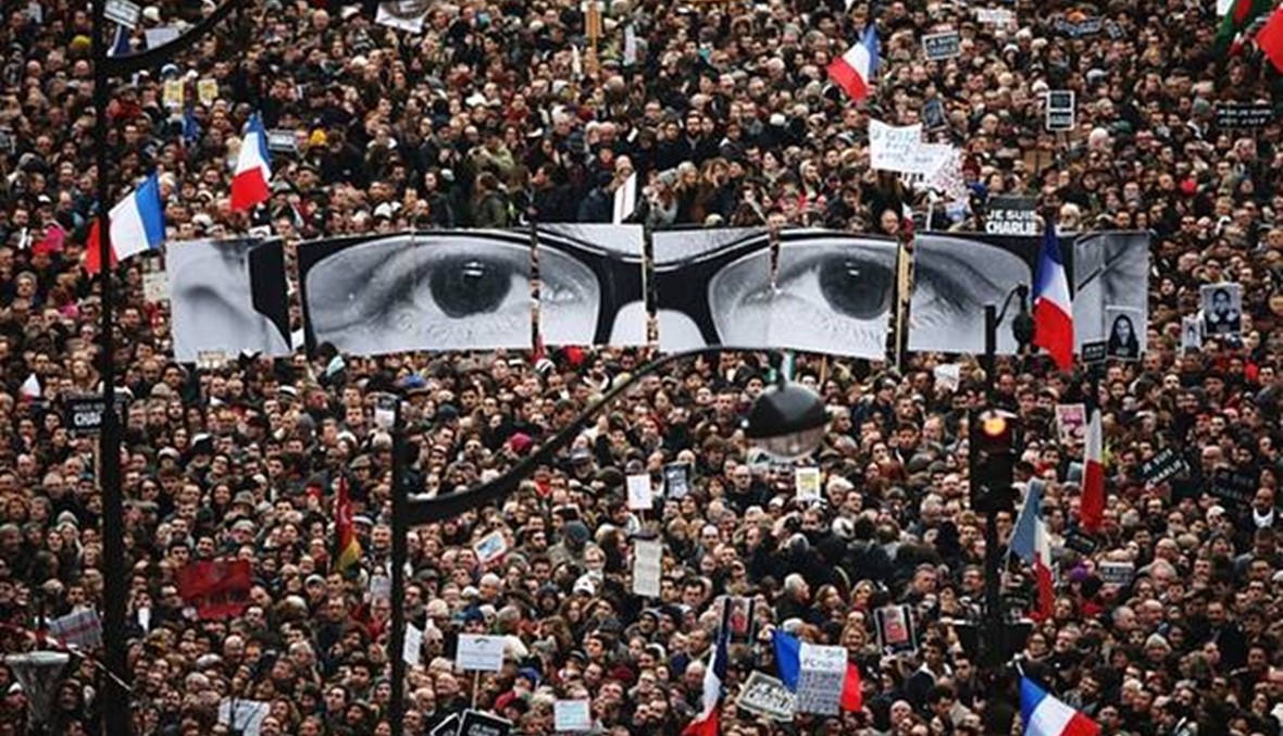 فرنسا تكرّم ذكرى ضحايا اعتداءات 2015