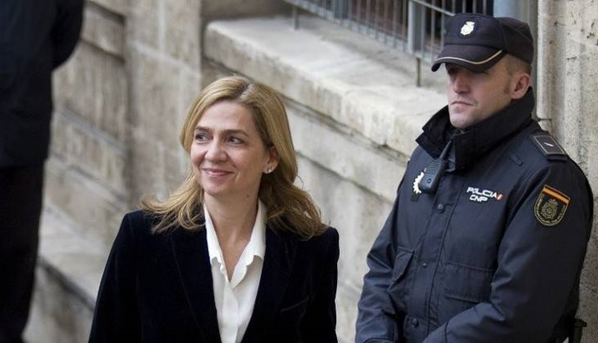 كريستينا دي بوربون نجمة "محاكمة السنة" في اسبانيا