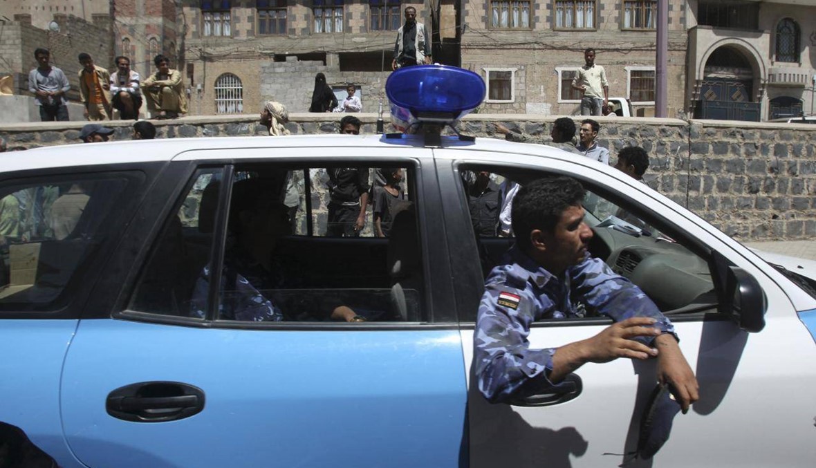 مسلحون يغتالون شرطيين في عدن