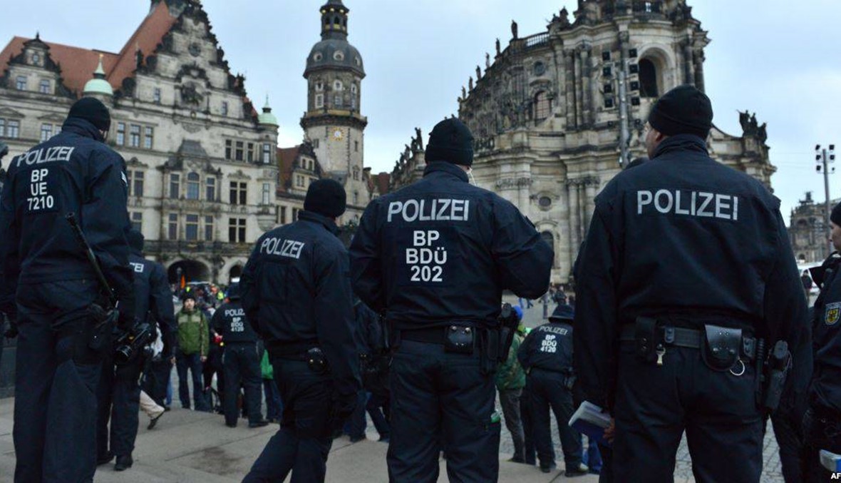 الشرطة الألمانية والتركية تفكك شبكة لتهريب اللاجئين السوريين