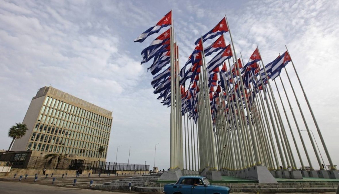 أميركا تخفّف قيوداً على السفر جواً وعلى عقوبات مالية مفروضة على كوبا