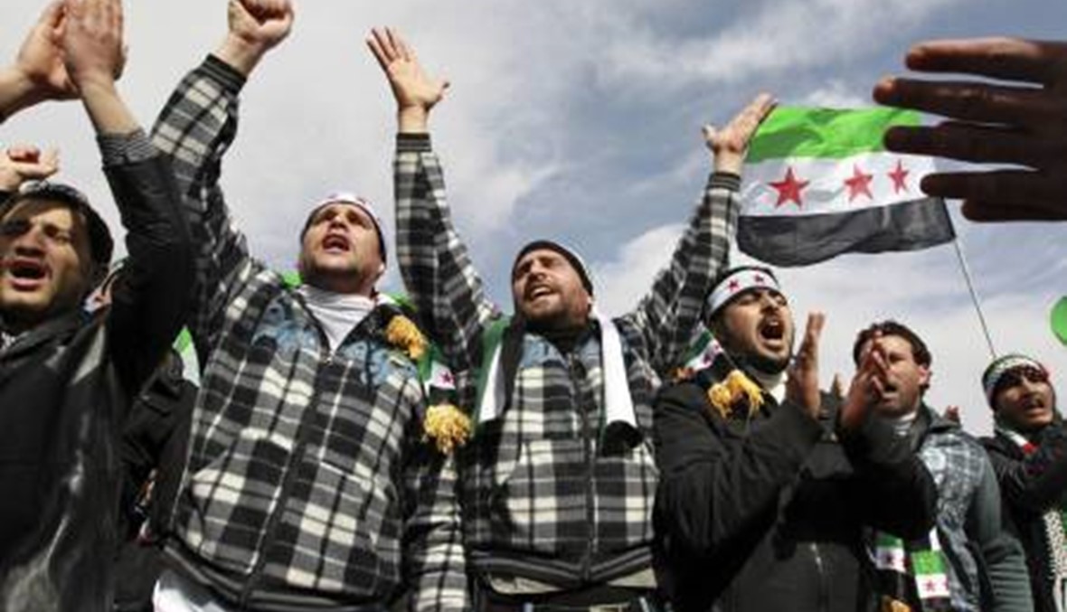المعارضة السورية تستأنف اجتماعاتها في الرياض لبحث محادثات جنيف
