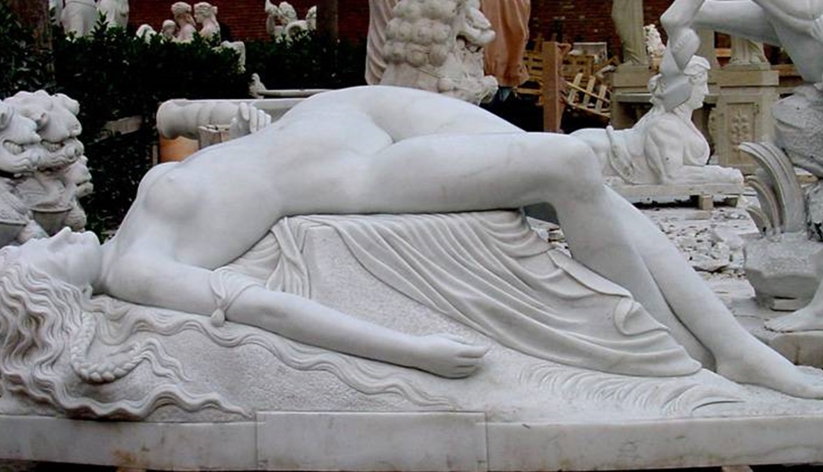 التماثيل العارية في إيطاليا بفرصة قسرية!
