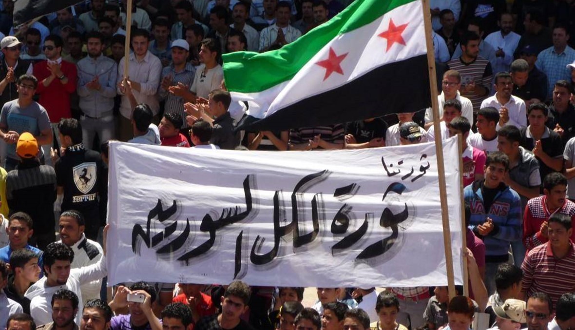 المعارضة السورية تواصل مشاوراتها في الرياض عشية موعد المفاوضات