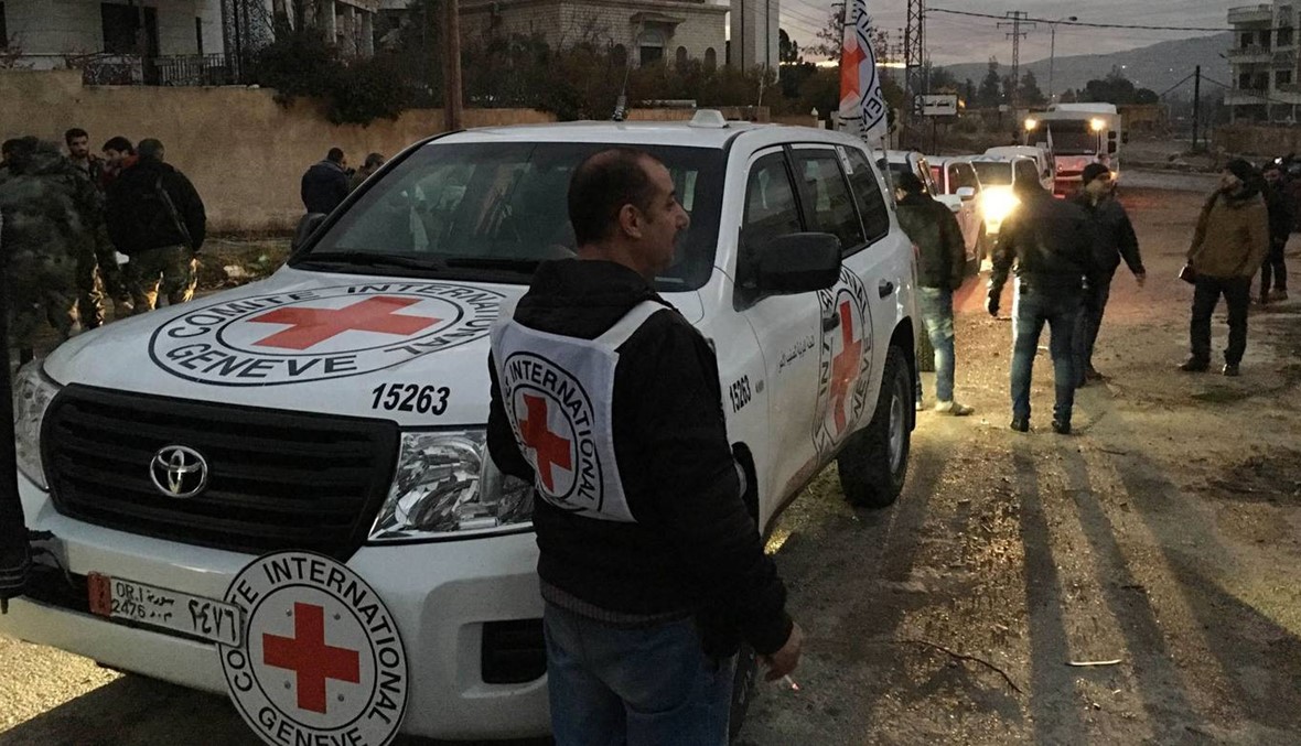 الصليب الأحمر يكثف مساعداته للنازحين في شمال سوريا