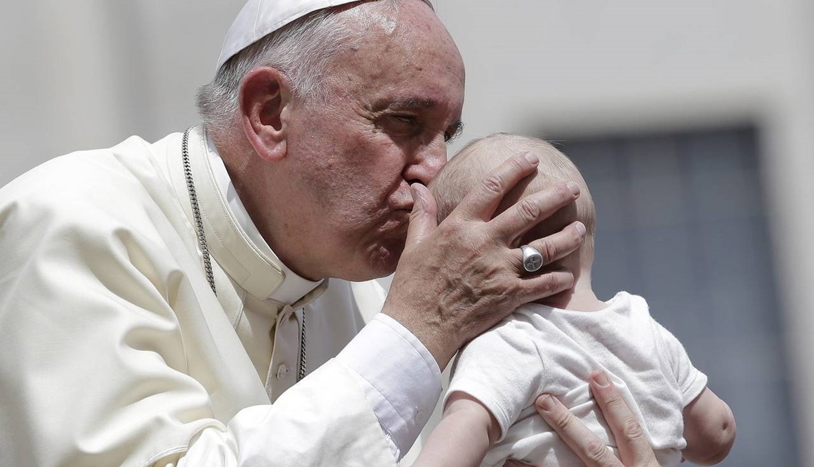 أزمة زيكا تضغط على الفاتيكان لتخفيف موقفها من منع الحمل