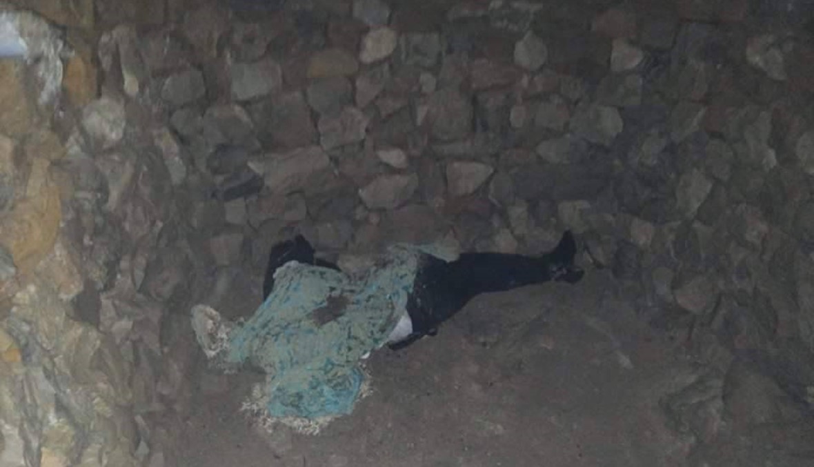 جثة في داخل احدى الحفر الصحية في عكار