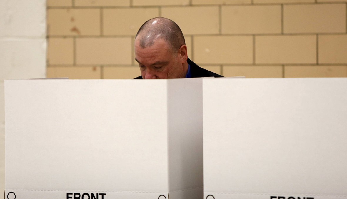 بدء عمليات التصويت ليوم "الثلثاء الكبير" في الانتخابات التمهيدية الاميركية