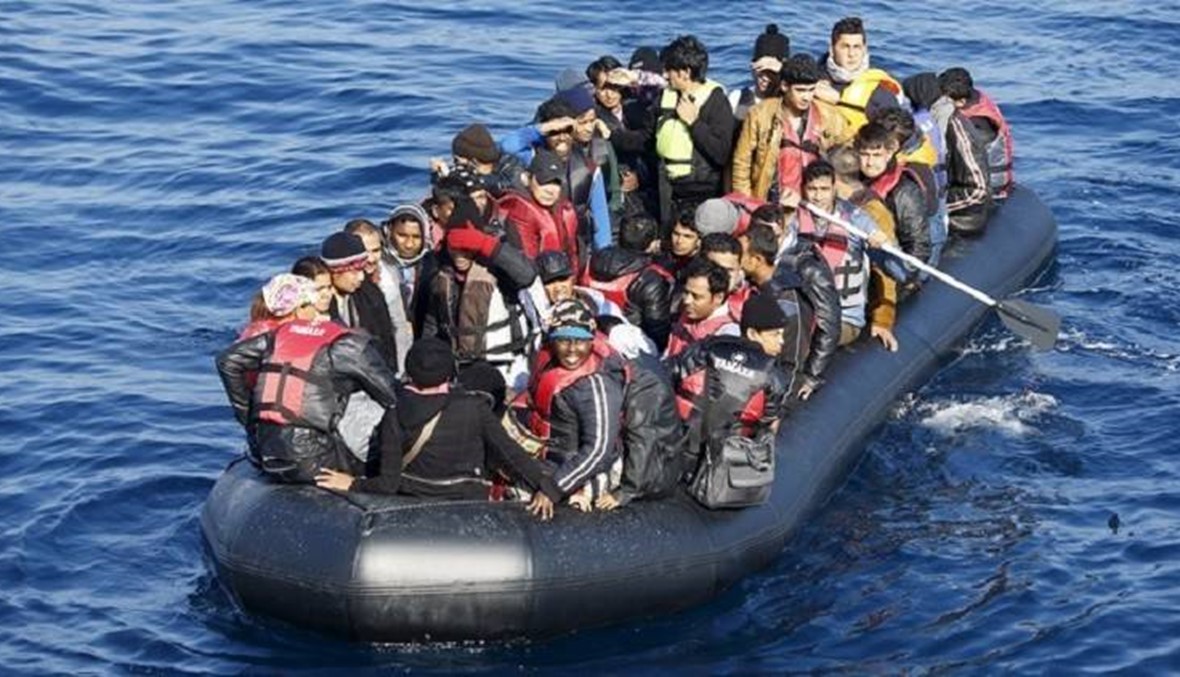 تركيا ستقبل إعادة استقبال "عشرات آلاف" وليس "ملايين" المهاجرين