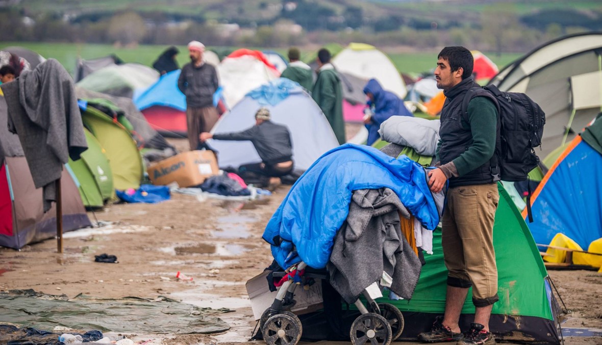 بعد ثلاثة ايام في بستان... ايواء لاجئين سوريين في مقدونيا