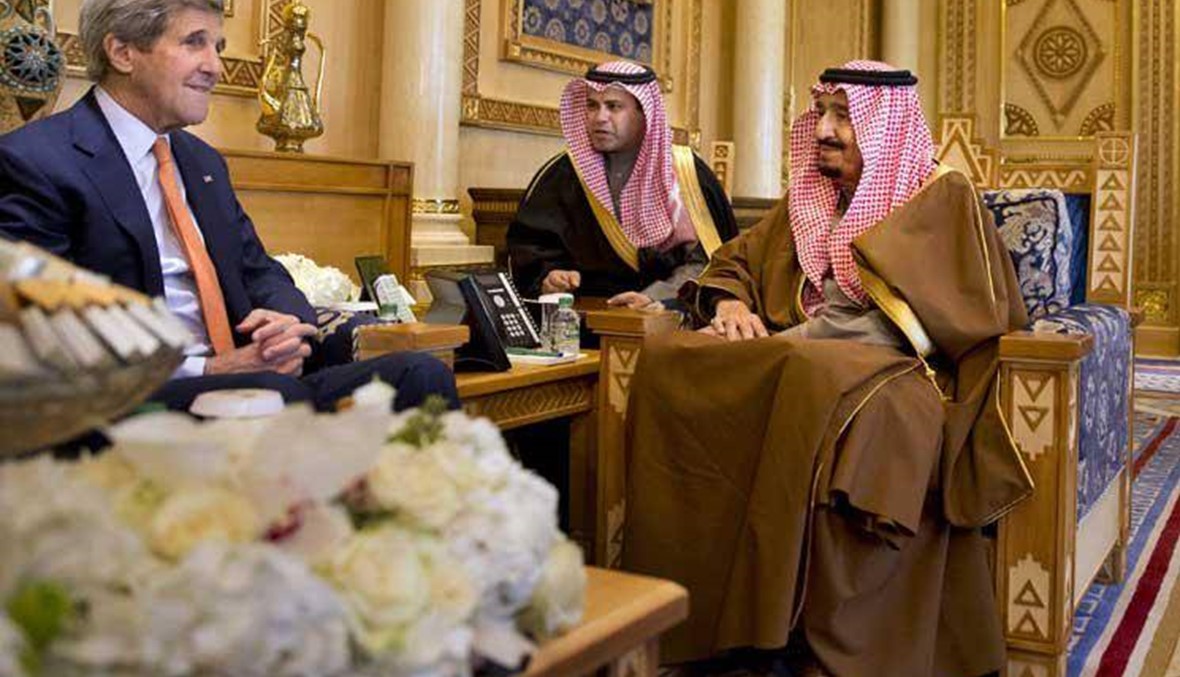 كيري يشدد خلال محادثات مع مسؤولين سعوديين على أهمية إنهاء الصراعات في سوريا واليمن