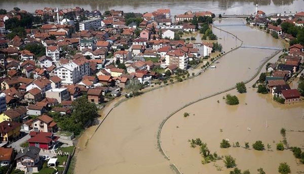 حال طوارئ بسبب الأمطار والفيضانات في صربيا