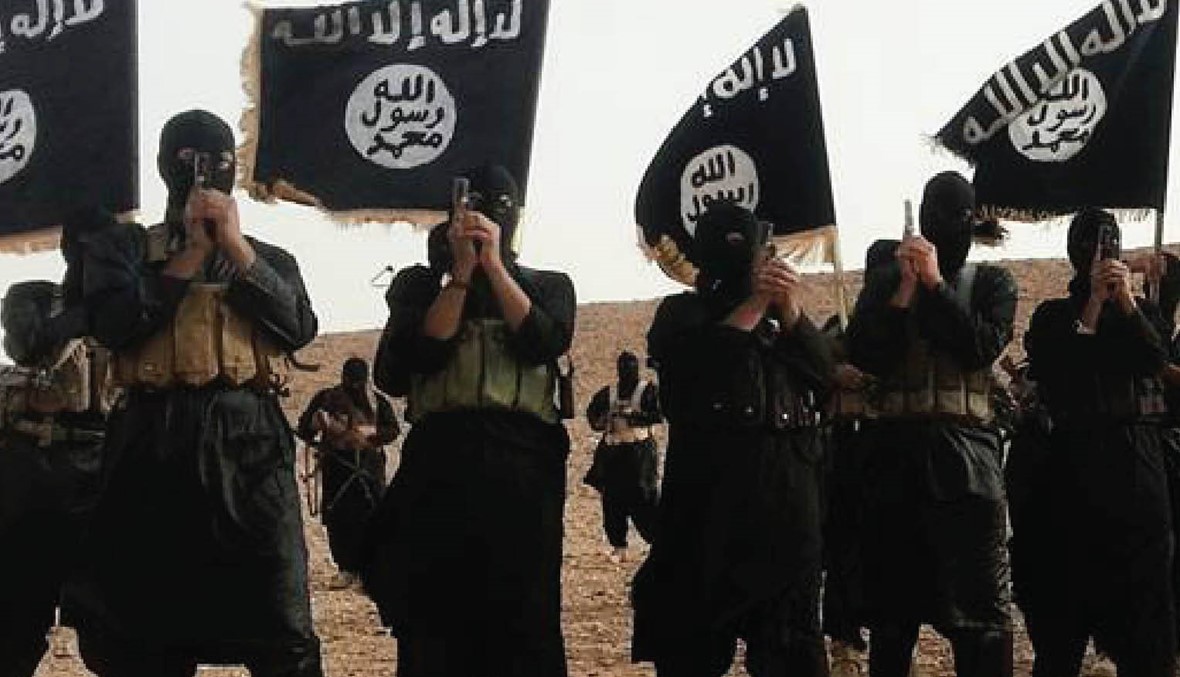 أساليب ارهابية جديدة يستخدمها "داعش"...علّقوا قنبلة برقبته