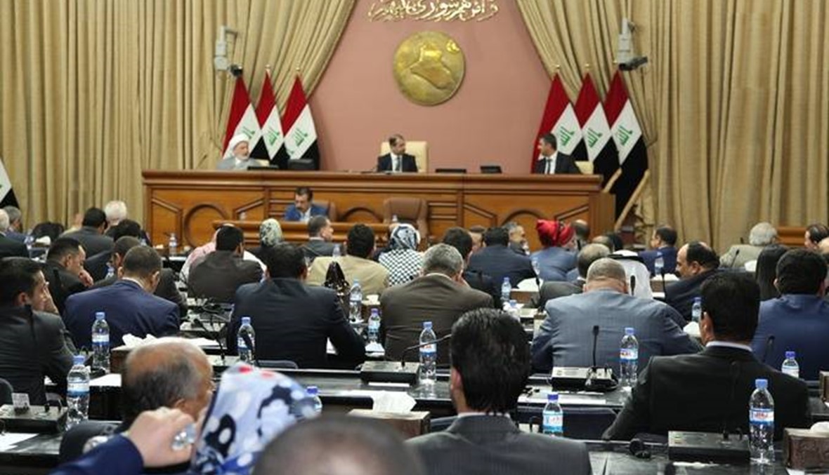 البرلمان العراقي يمنح العبادي ثلاثة أيام... ومقتدى الصدر يصعّد