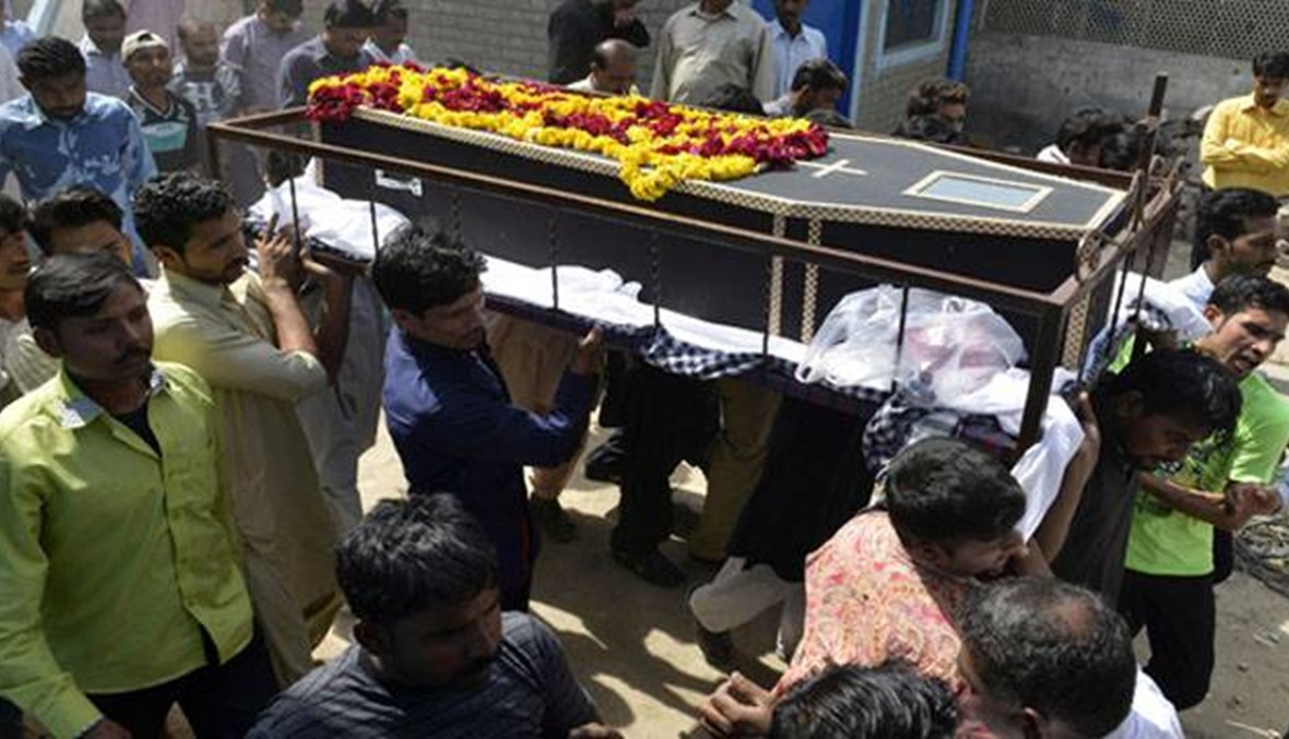 باكستان: 72 قتيلاً في تفجير استهدف مسيحيين يحتفلون بالفصح