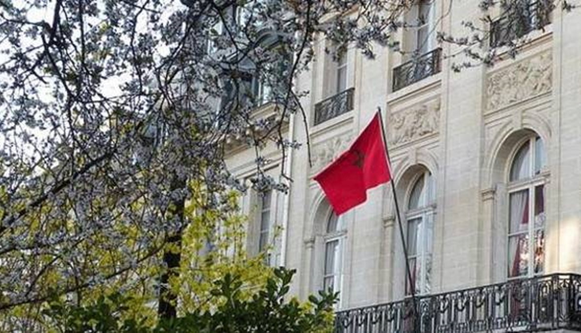 رأسا خنزيرين على سياج منزل سفير المغرب في باريس