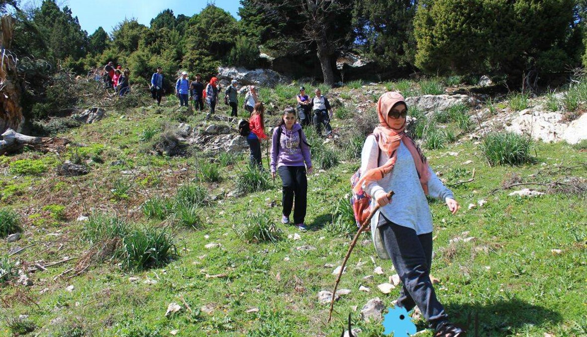 رحلة سير لمجموعة اكتشف عكار في أعالي جبال القموعة