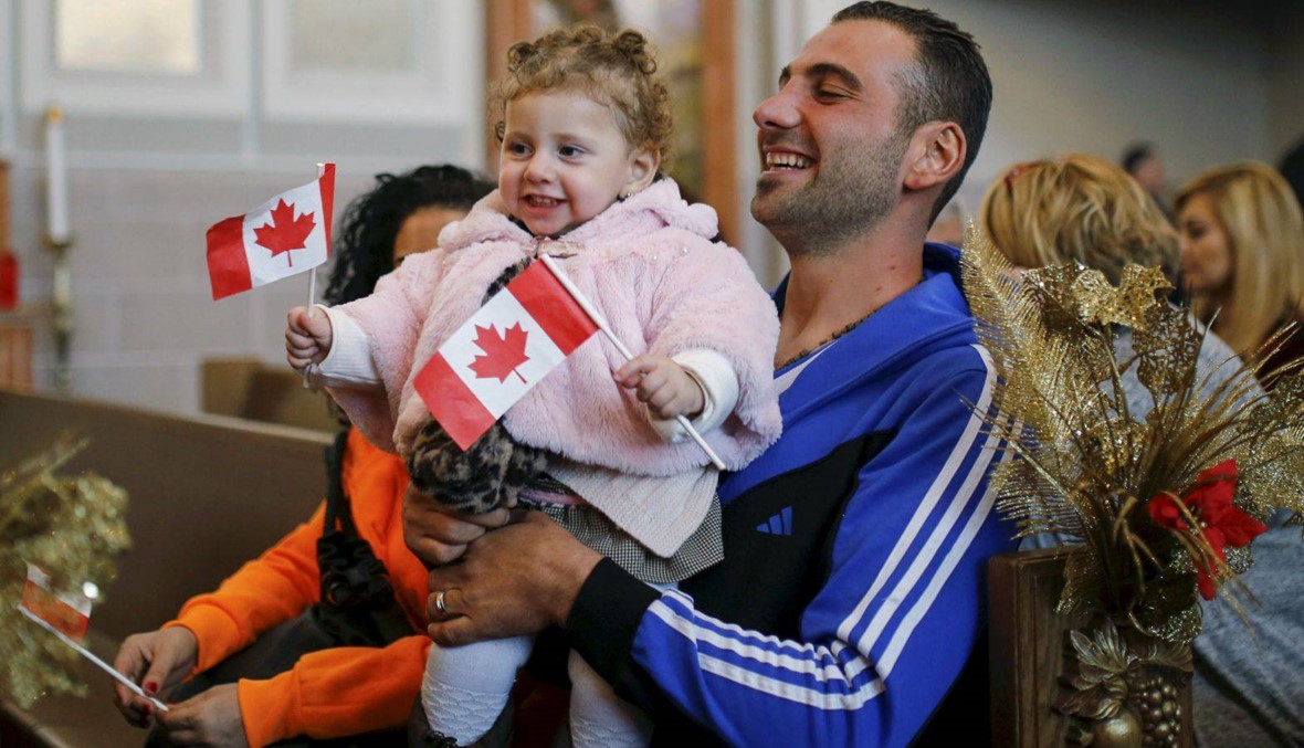 يبتزون اللاجئين في كندا عبر الهاتف... ويهددونهم بالترحيل!