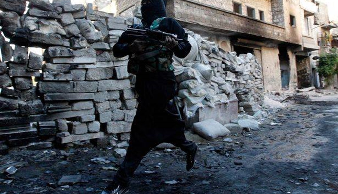 "داعش" يخطف 300 عامل قرب دمشق ويخسر ابرز معابره الى تركيا