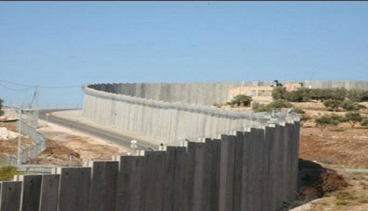 الخارجية الفرنسية لإسرائيل: للعودة عن قرار بناء جدار في الضفة