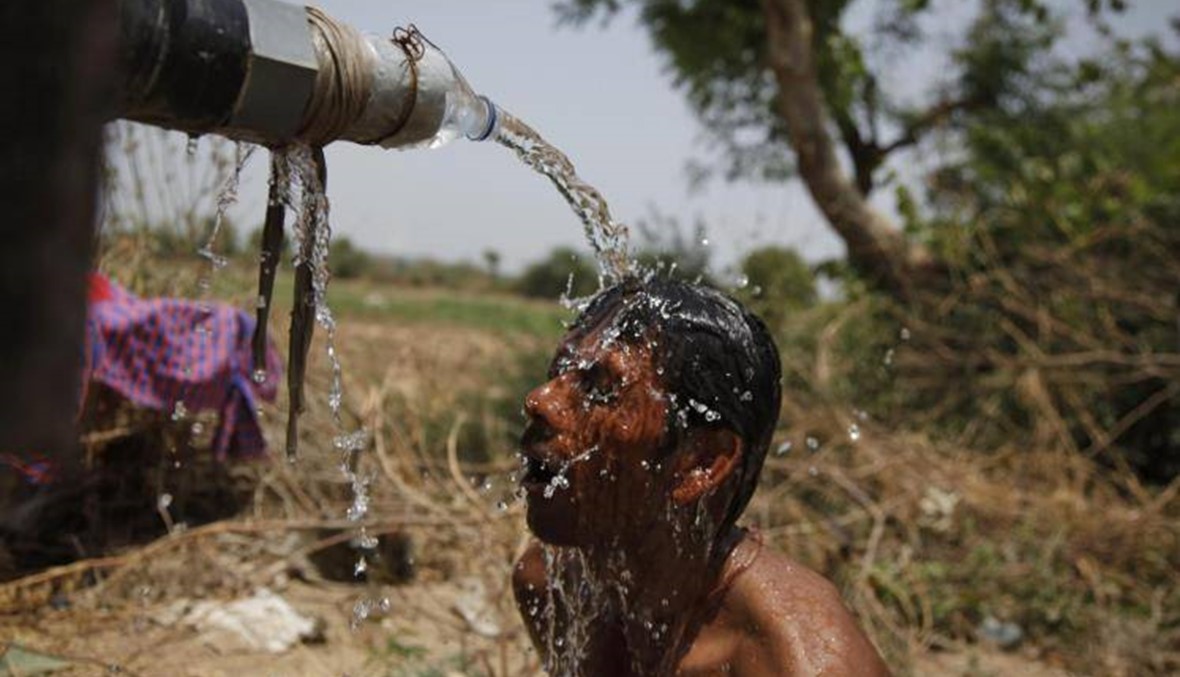 موجة حرّ في الهند... وتخوّف من موت أكثر من مئة شخص