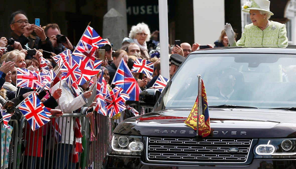 بالصور - بريطانيا تحتفل بالعيد التسعين للملكة إليزابيث