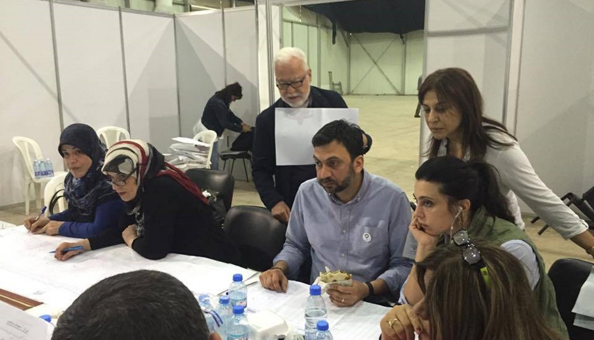 32 ألف صوت بيروتي للقمصان البيض... إنجاز الدوائر الثلاث