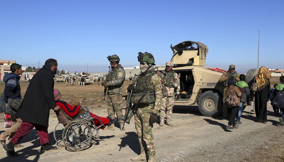 قلق على مصير المدنيين مع الاستعداد لمعركة استعادة الجانب الغربي من الموصل