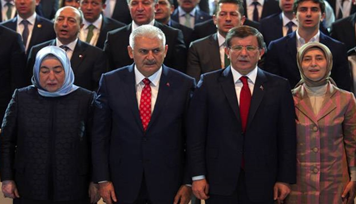 يلدريم رئيساً للحزب والحكومة في تركيا: ما علينا إنجاز دستور جديد ونظام رئاسي